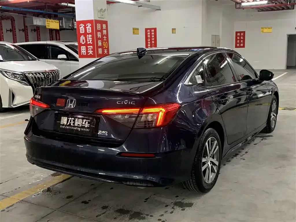 Honda Civic — фото 7