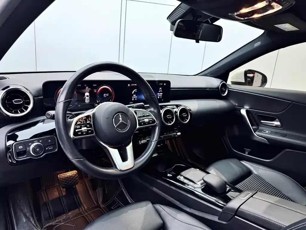Mercedes-Benz A-Class (Import) — фото 9