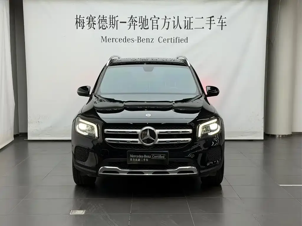 Mercedes-Benz GLB — фото 2