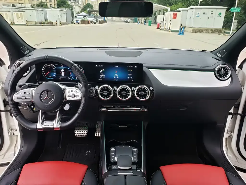 Mercedes-Benz GLA AMG — фото 5