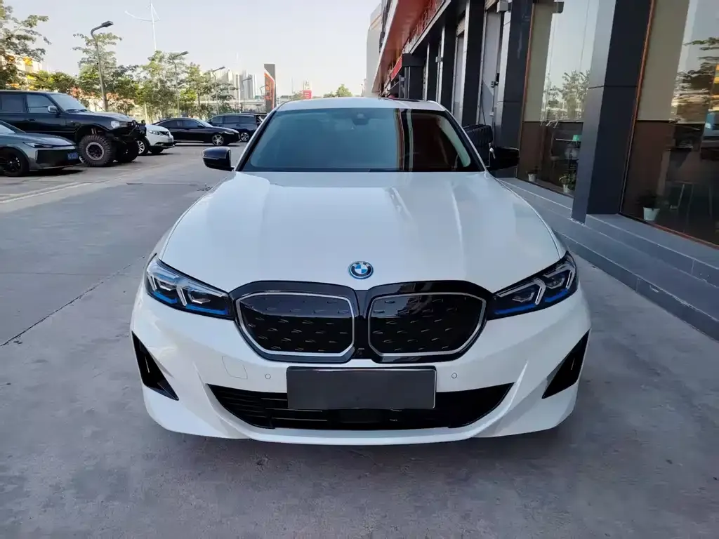 BMW i3 — фото 6