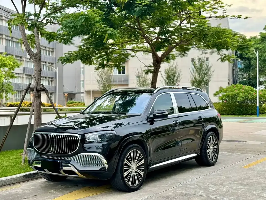 Mercedes-Benz GLS — фото 1