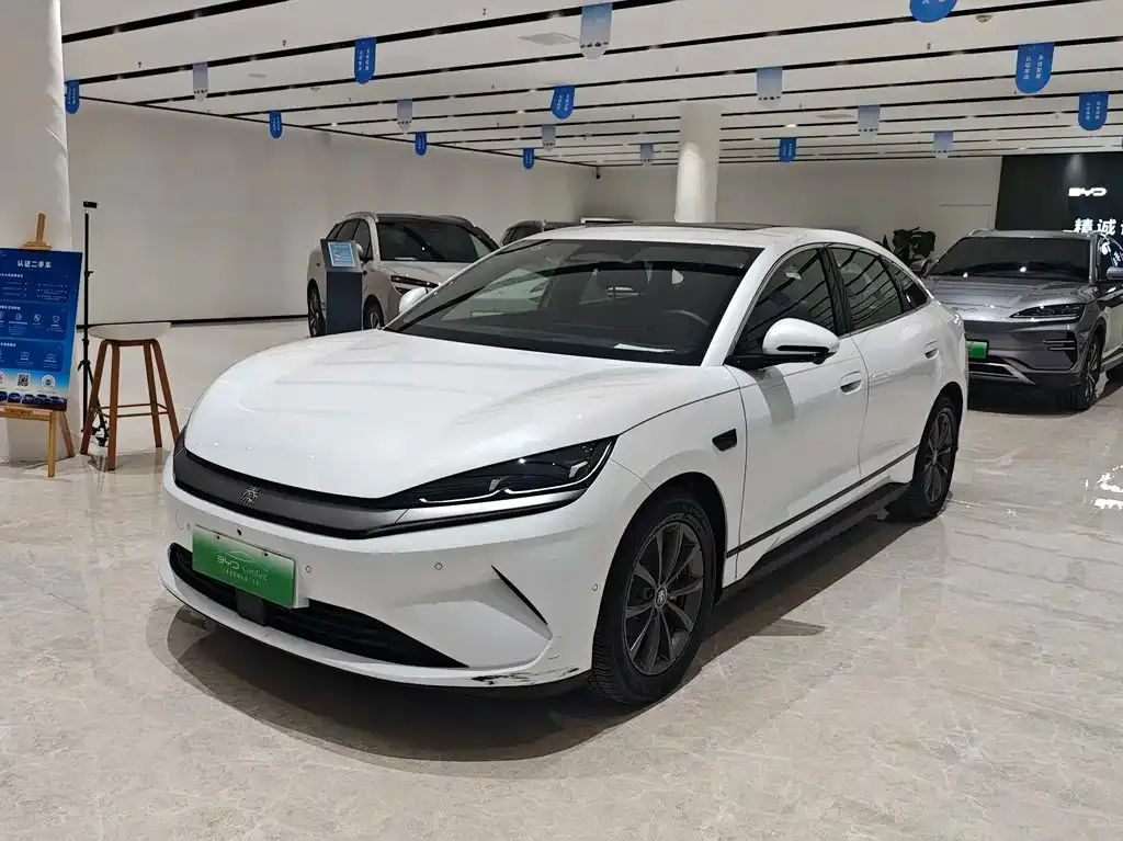 BYD Qin L — фото 1