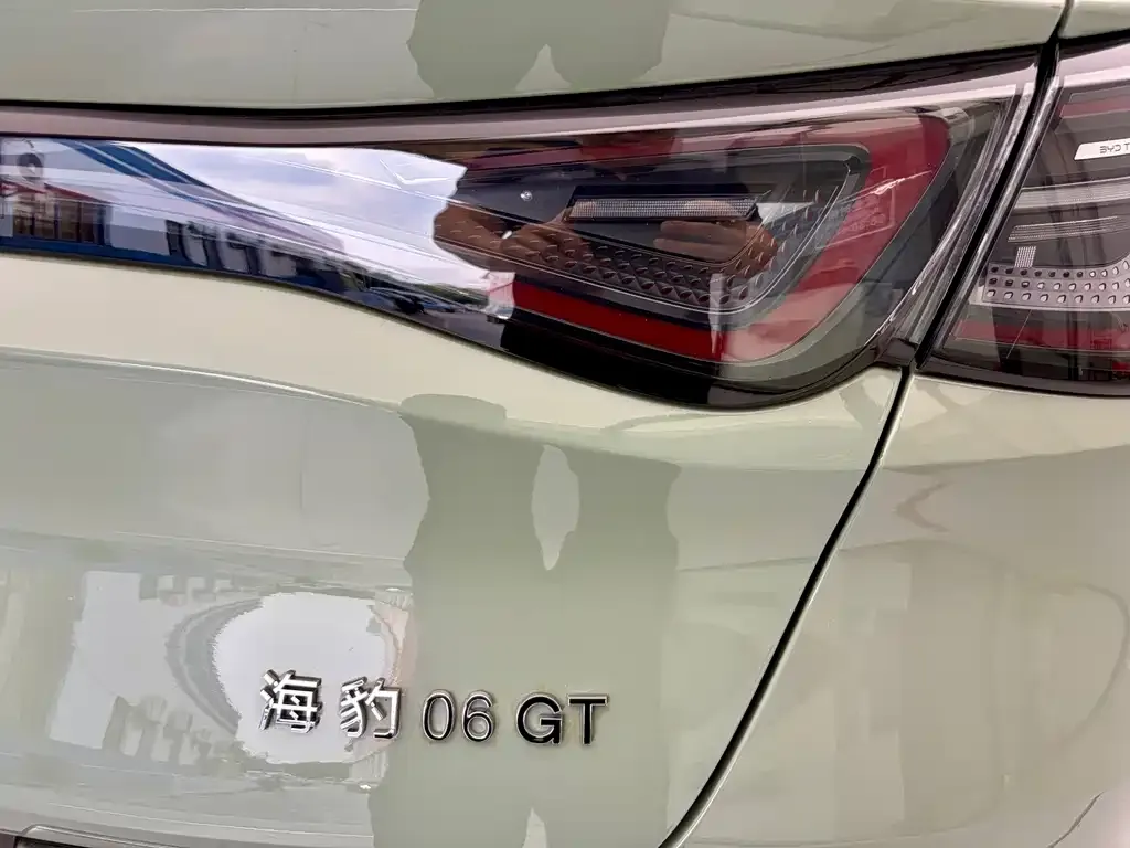 BYD Seal 06GT — фото 7
