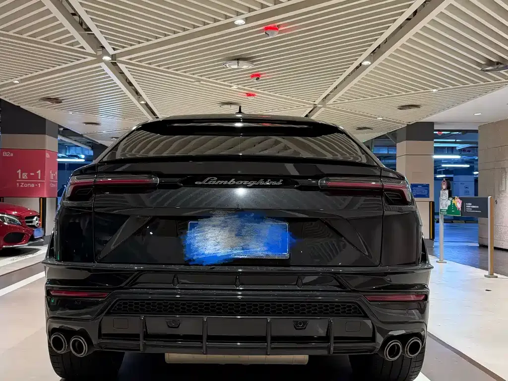 Lamborghini Urus — фото 8