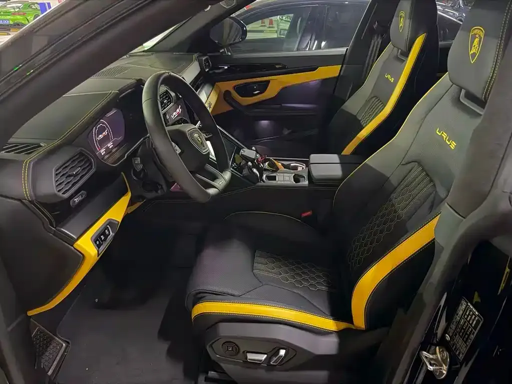 Lamborghini Urus — фото 5