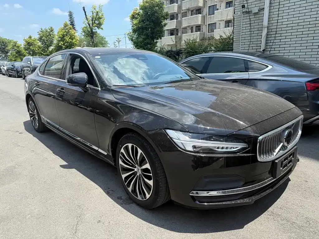 Volvo S90 — фото 4