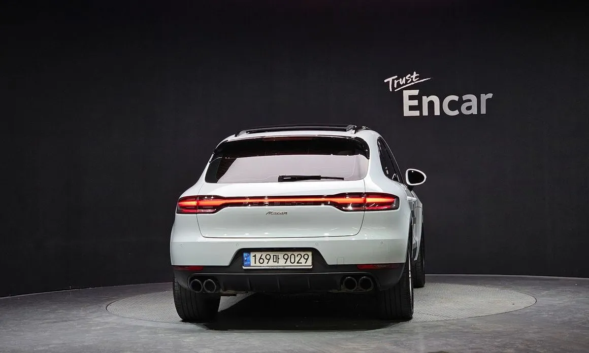 Porsche Macan — фото 3