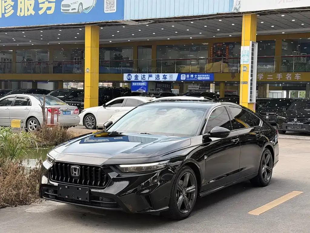 Honda Inspire — фото 1