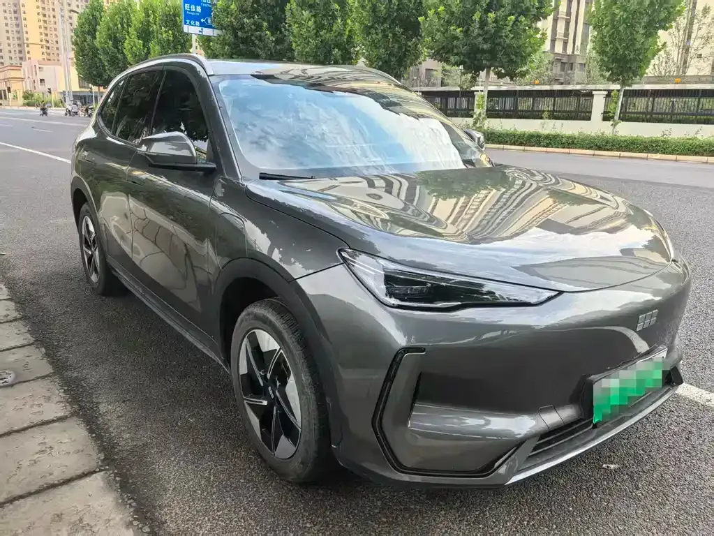 Geely Galaxy E5 — фото 1