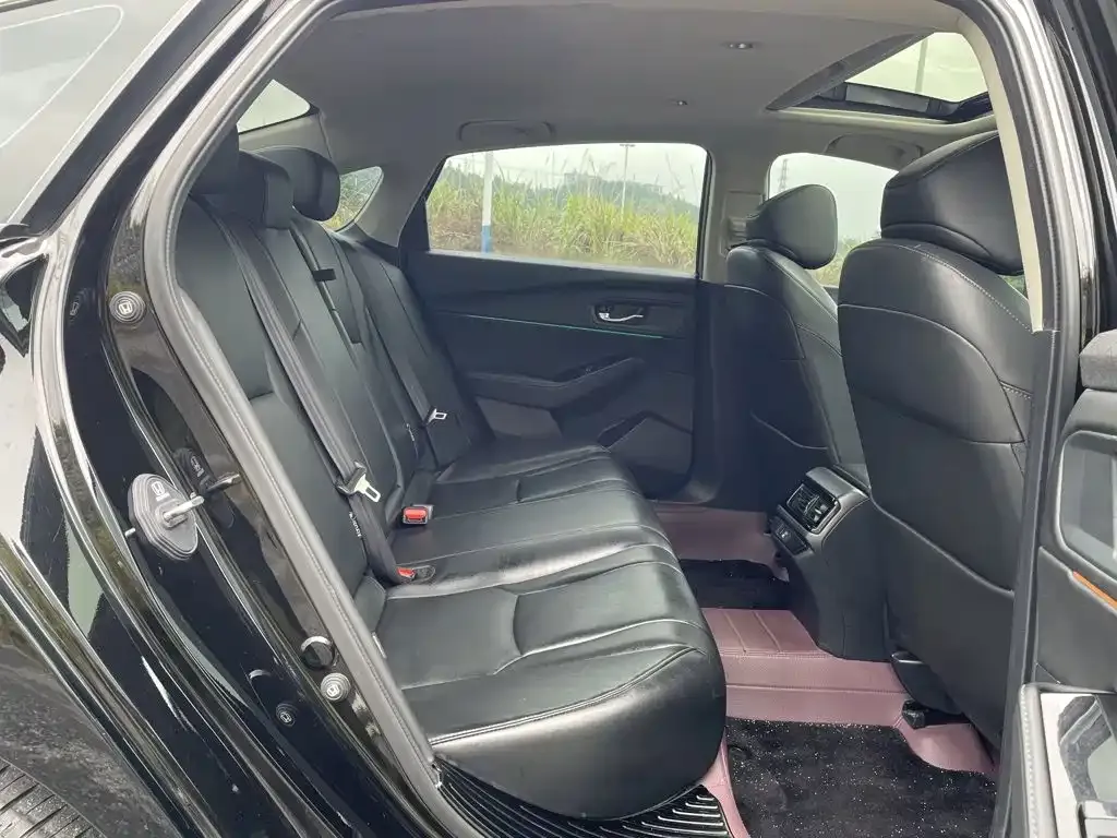 Honda Accord — фото 6