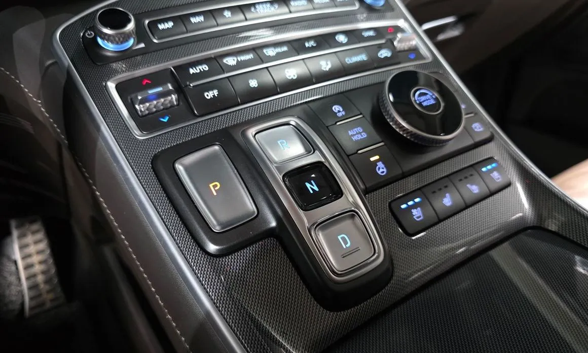 Hyundai Santafe — фото 8