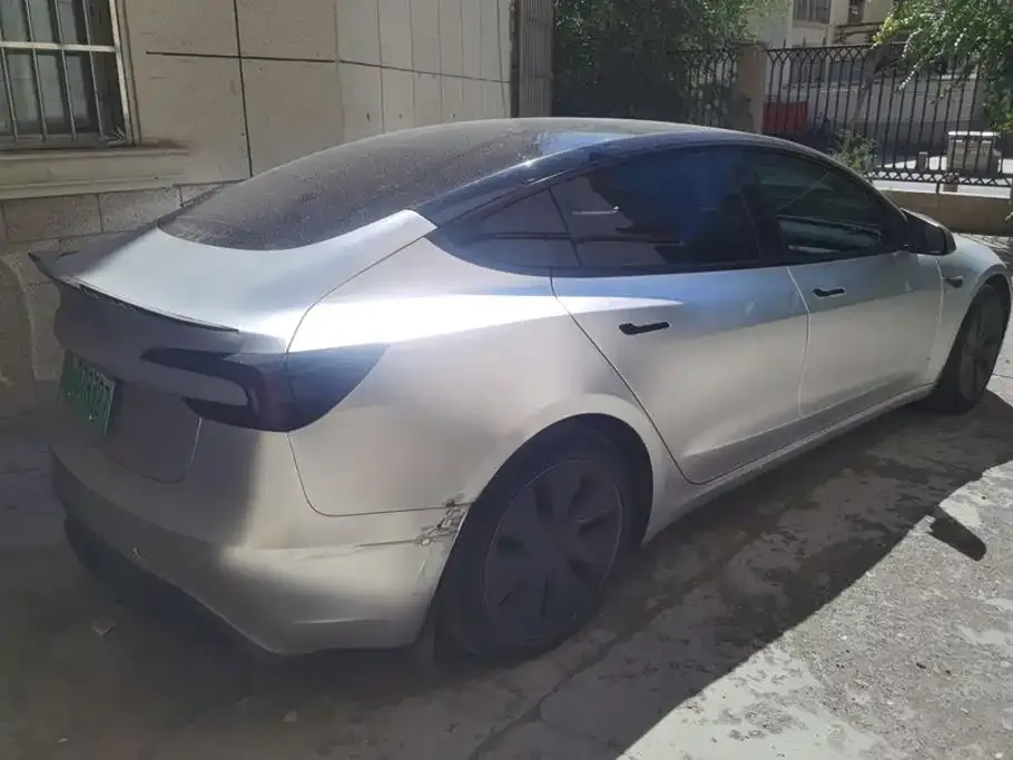 Tesla Model 3 — фото 2