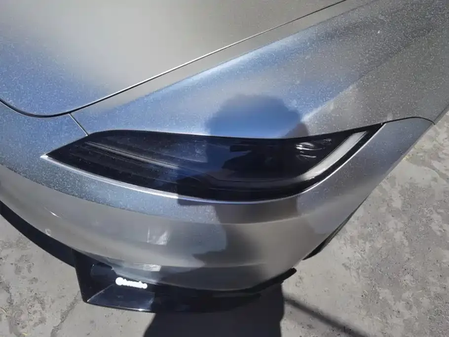 Tesla Model 3 — фото 3