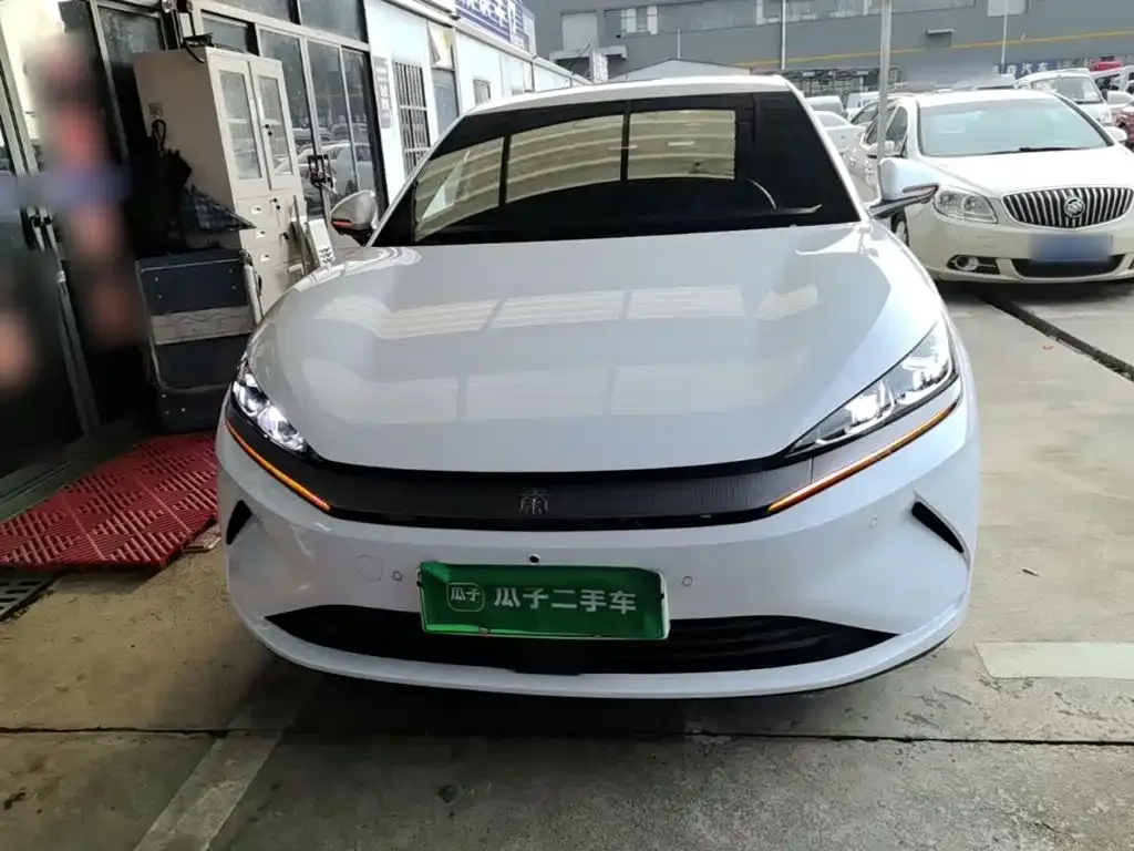 BYD Qin L — фото 3