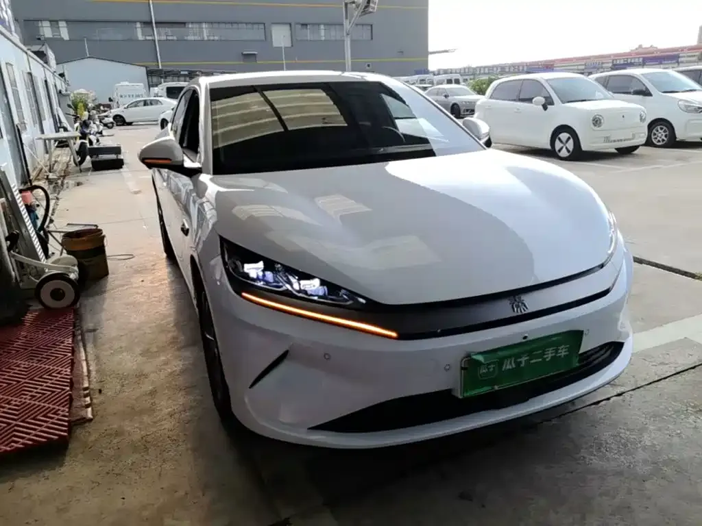 BYD Qin L — фото 4
