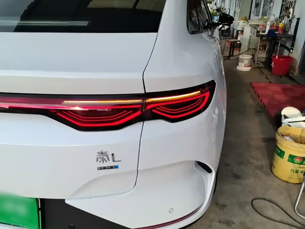 BYD Qin L — фото 6