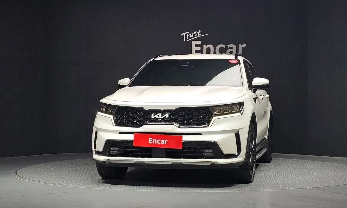 Kia Sorento — фото 7