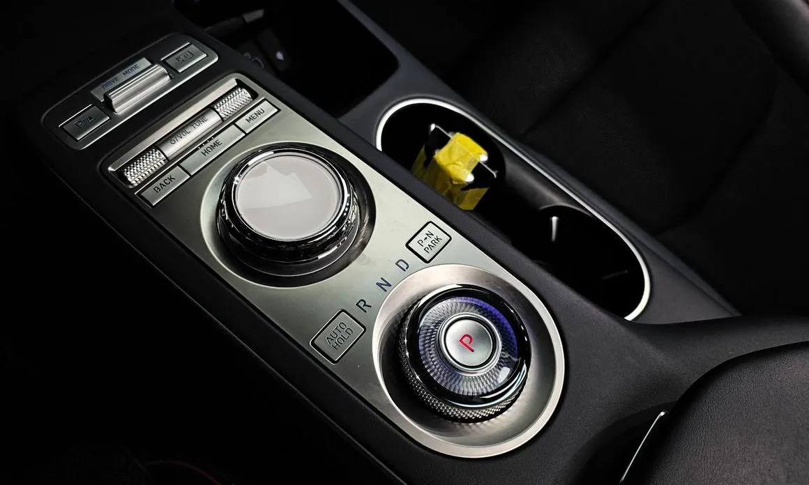 Genesis GV70 — фото 4