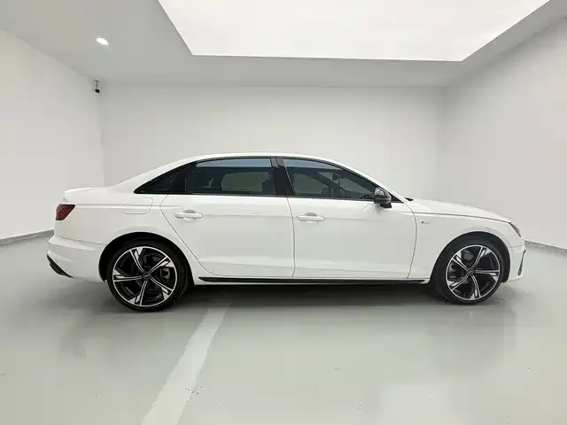 Audi A4L — фото 10