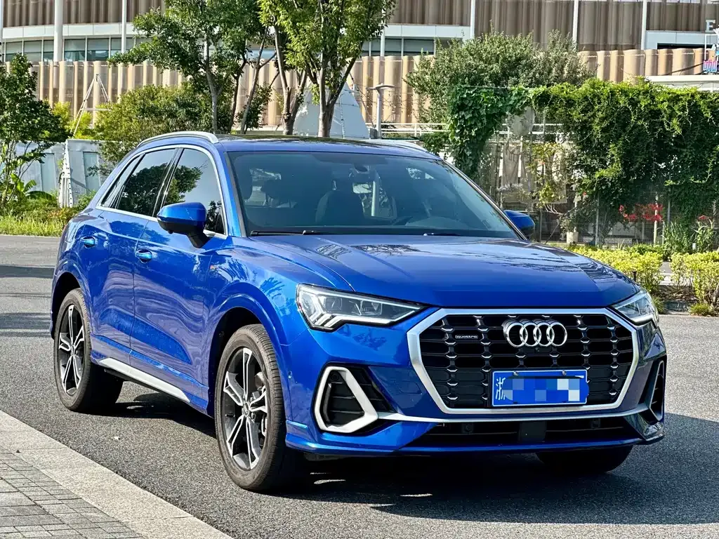 Audi Q3 — фото 6