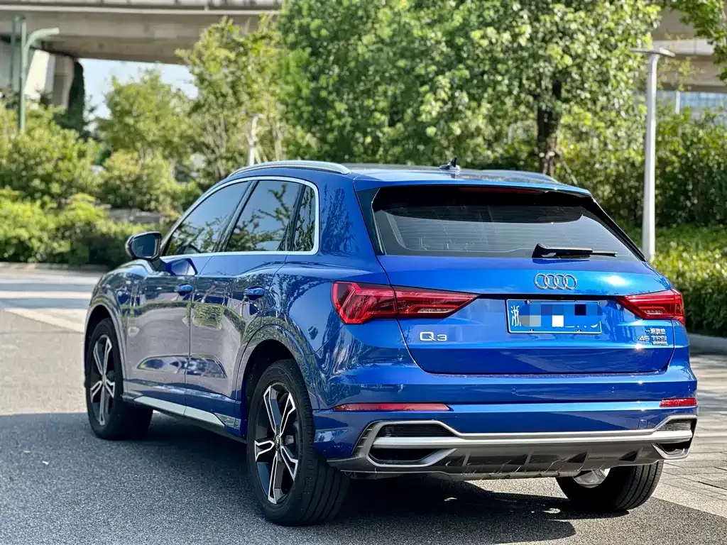 Audi Q3 — фото 3