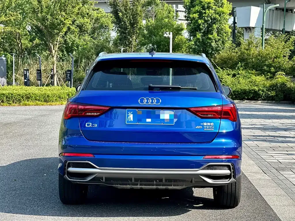 Audi Q3 — фото 5