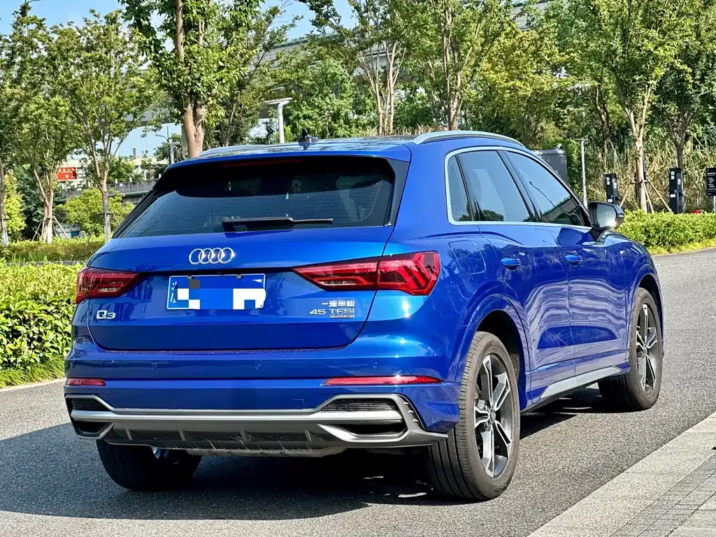 Audi Q3 — фото 8