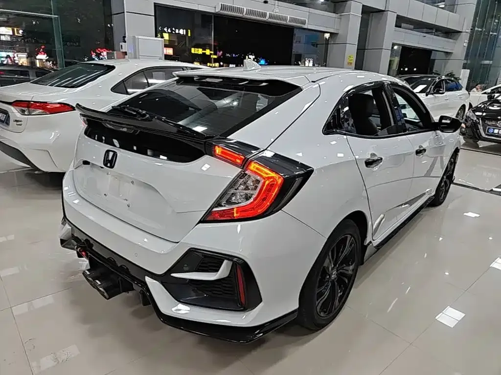 Honda Civic — фото 5