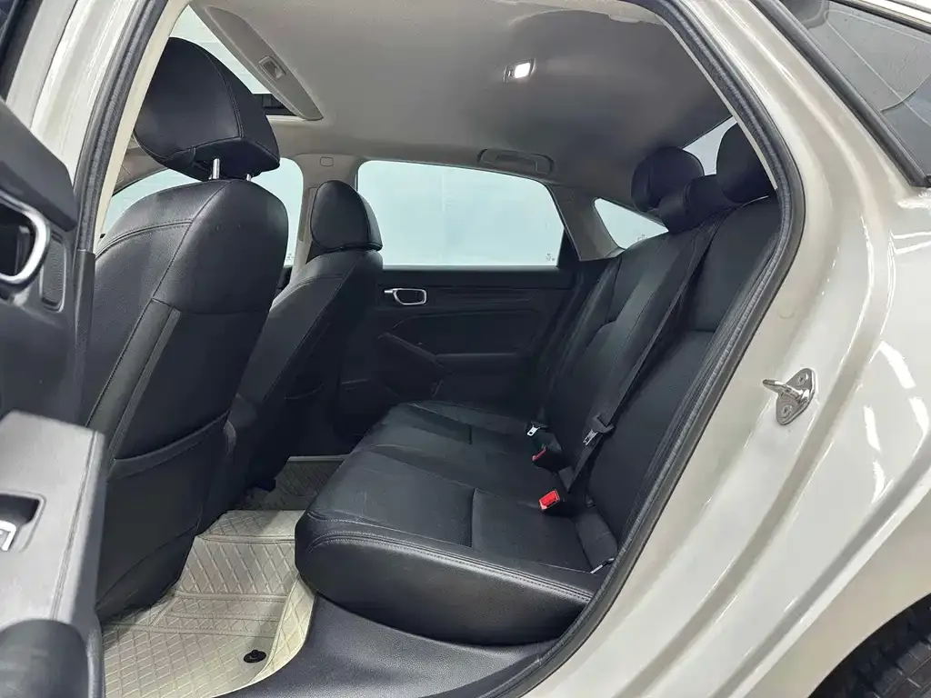 Honda Civic — фото 7
