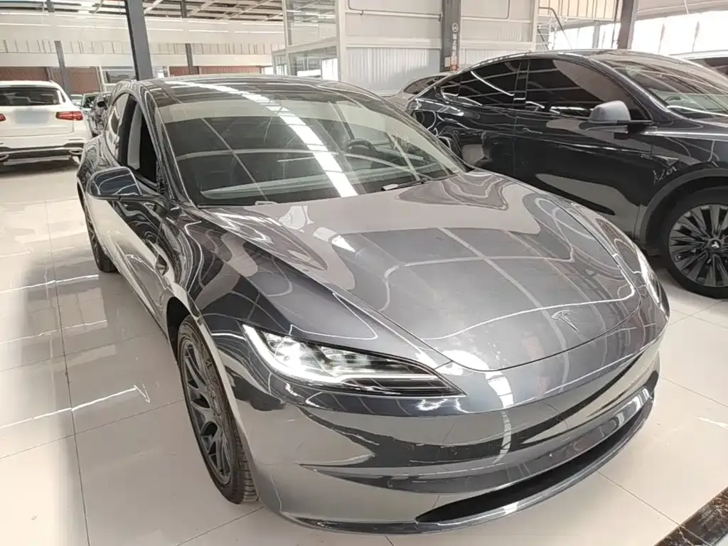 Tesla Model 3 — фото 6