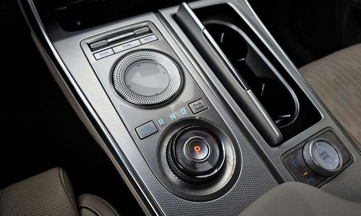 Genesis GV80 — фото 10