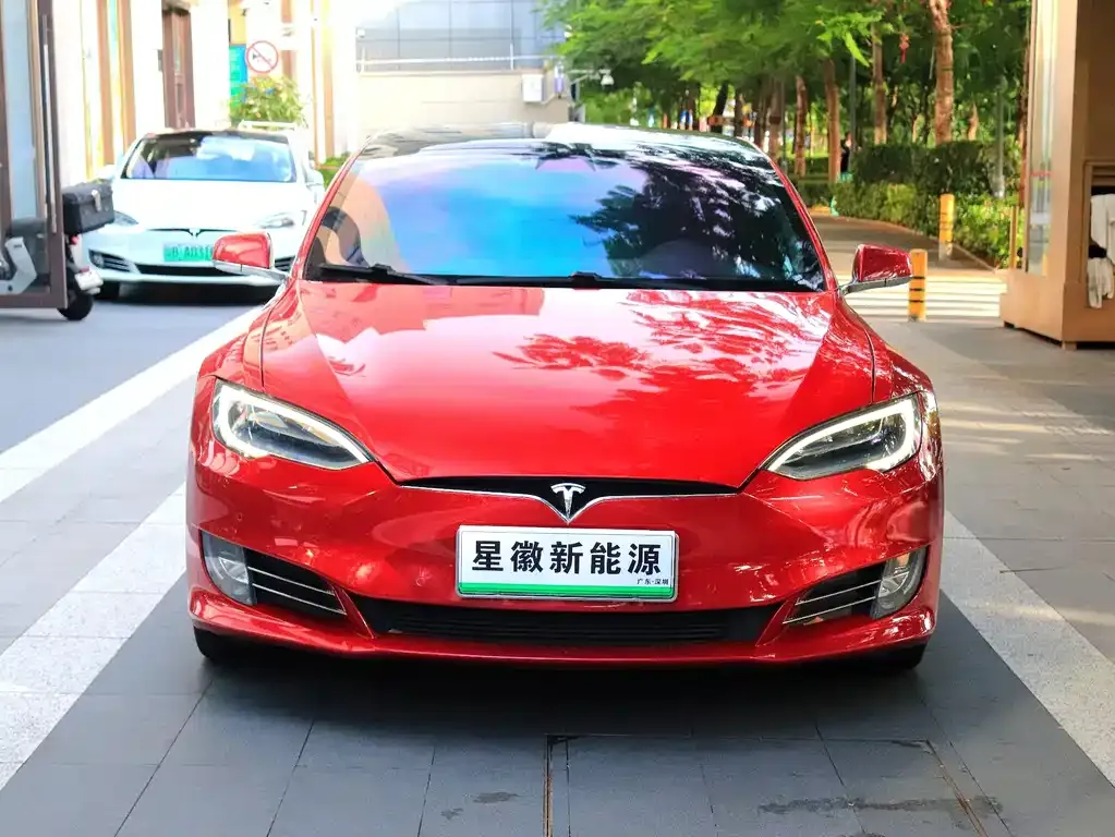 Tesla Model S — фото 3