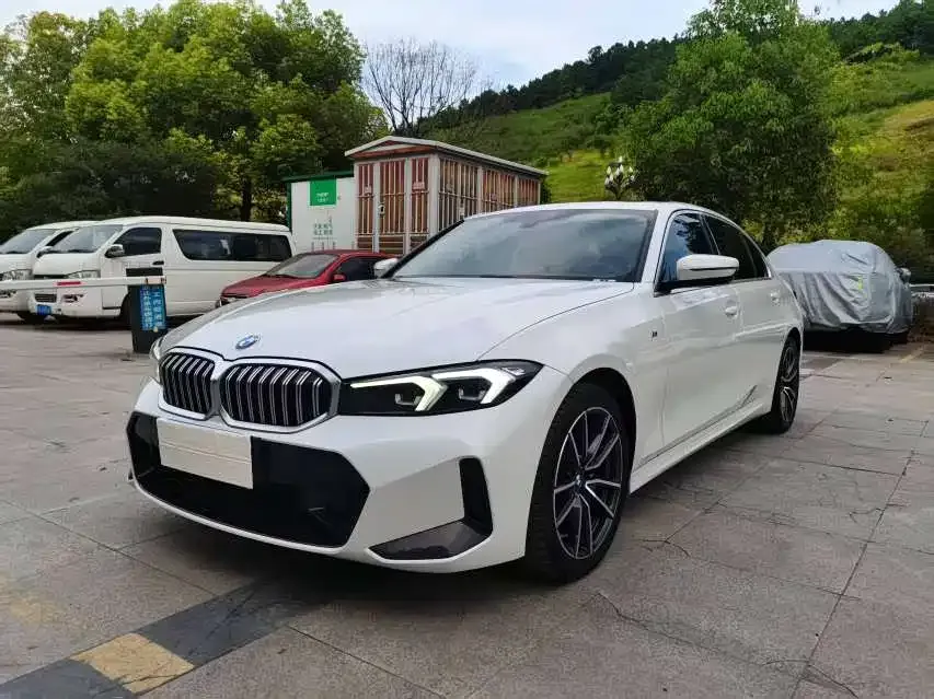 BMW 3 Series — фото 1