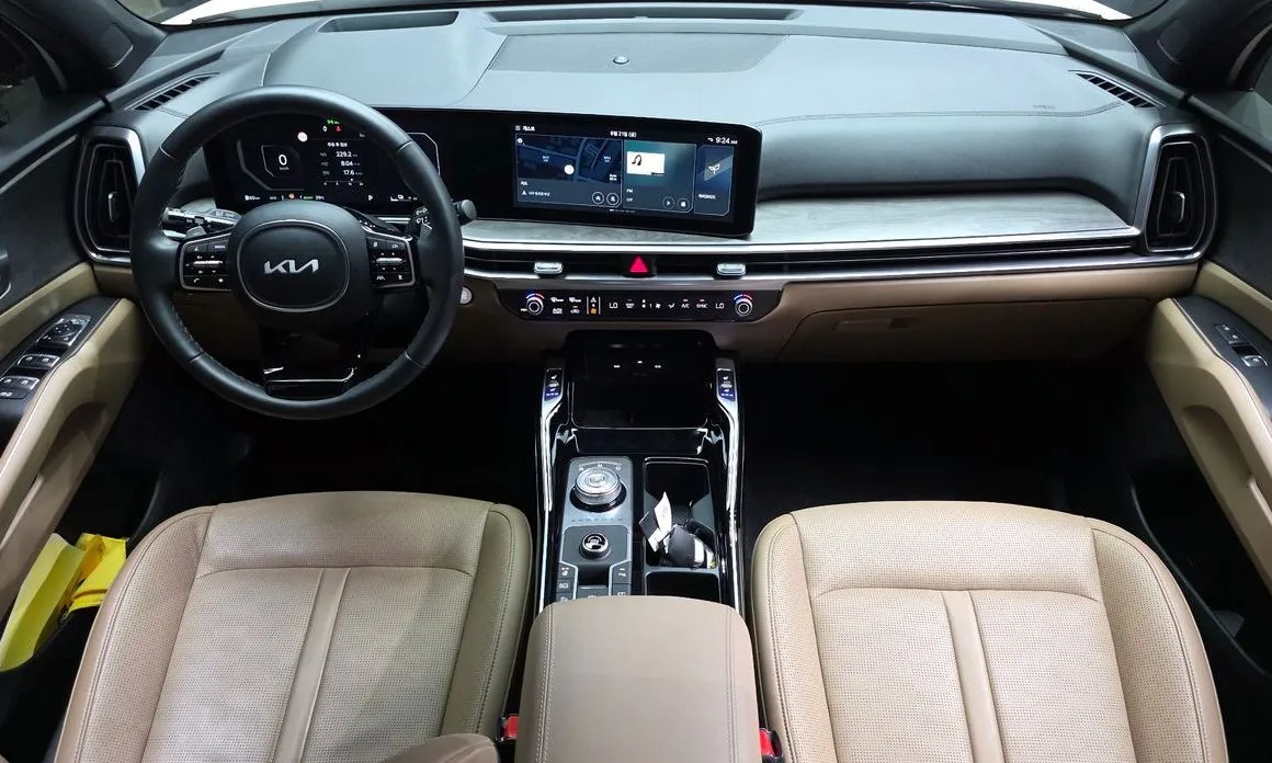 Kia Sorento — фото 5
