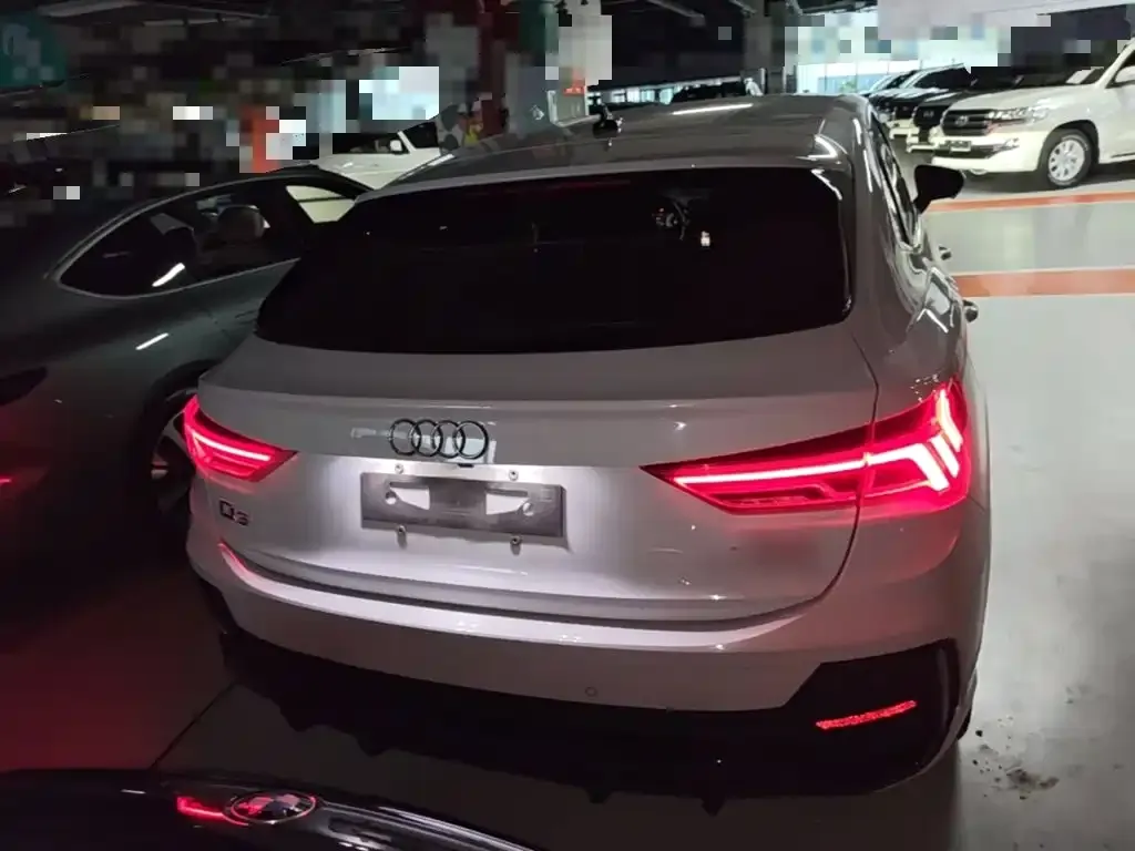 Audi Q3 Sportback — фото 4