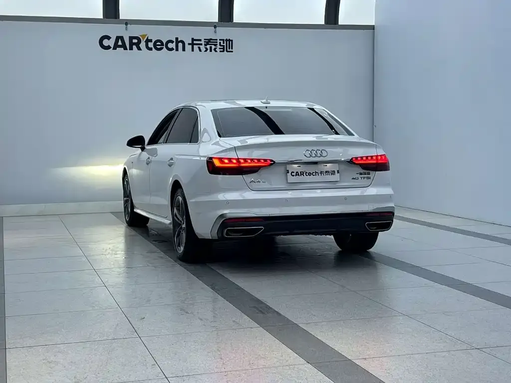 Audi A4L — фото 10