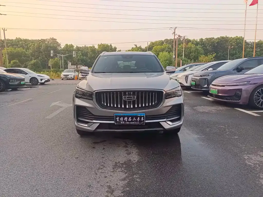 Geely Xingyue L — фото 10