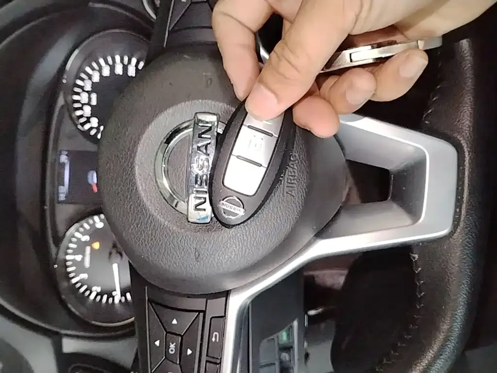 Nissan X-Trail — фото 9