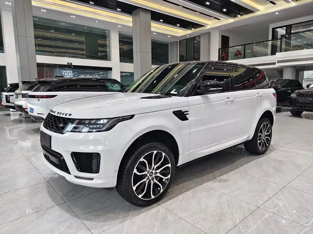 Land Rover Sport — фото 1