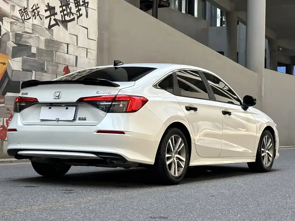 Honda Civic — фото 9