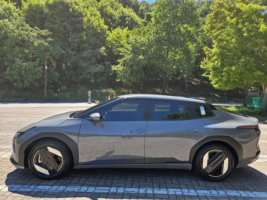 Kia EV4 — фото 8