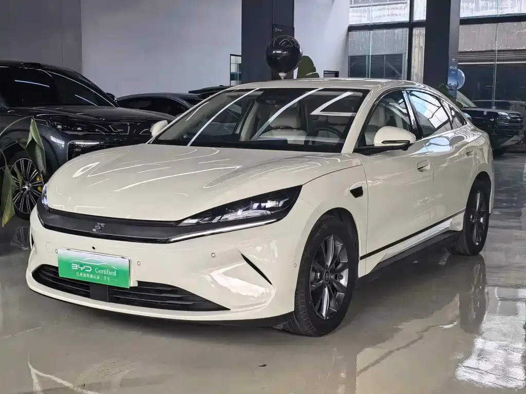 BYD Qin L — фото 1