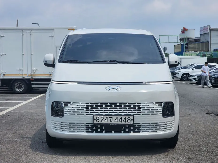 Hyundai Staria — фото 6