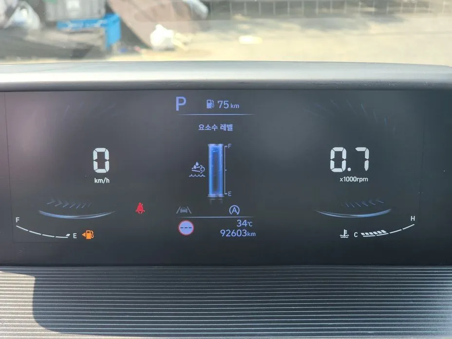 Hyundai Staria — фото 2