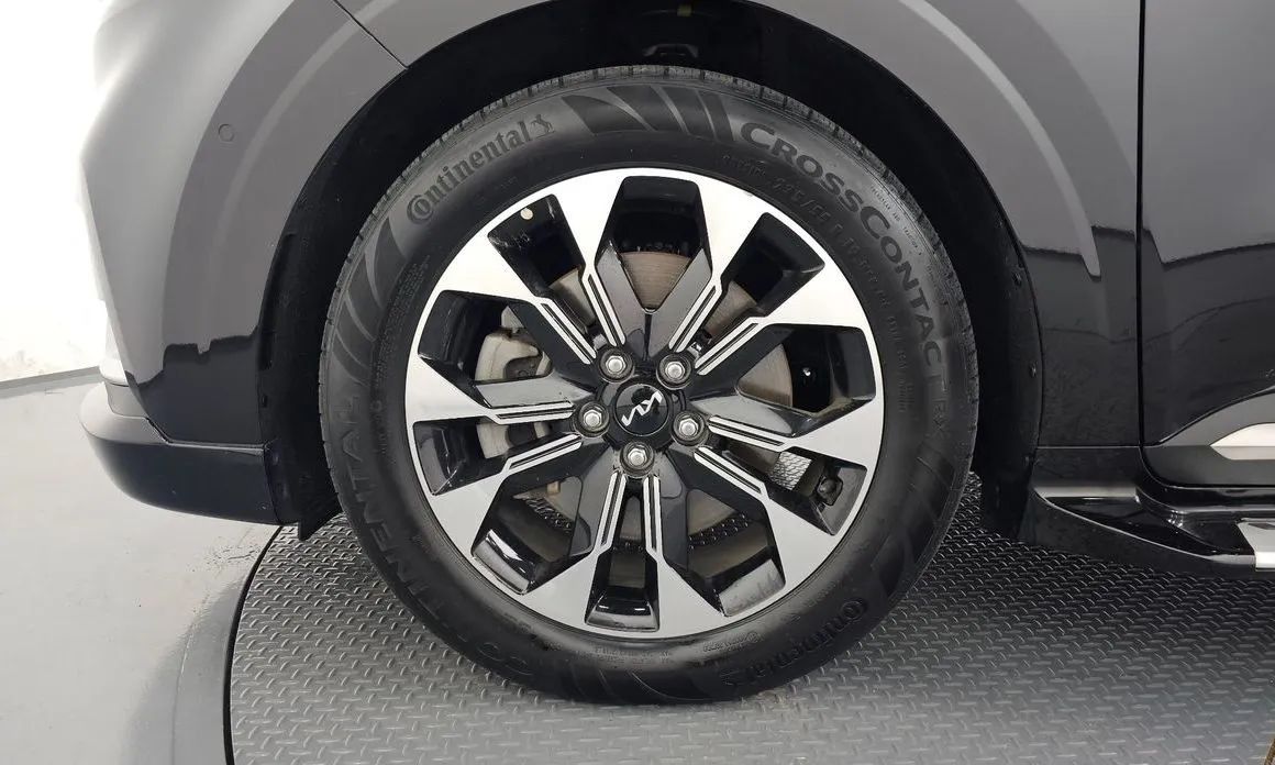 Kia Carnival — фото 10