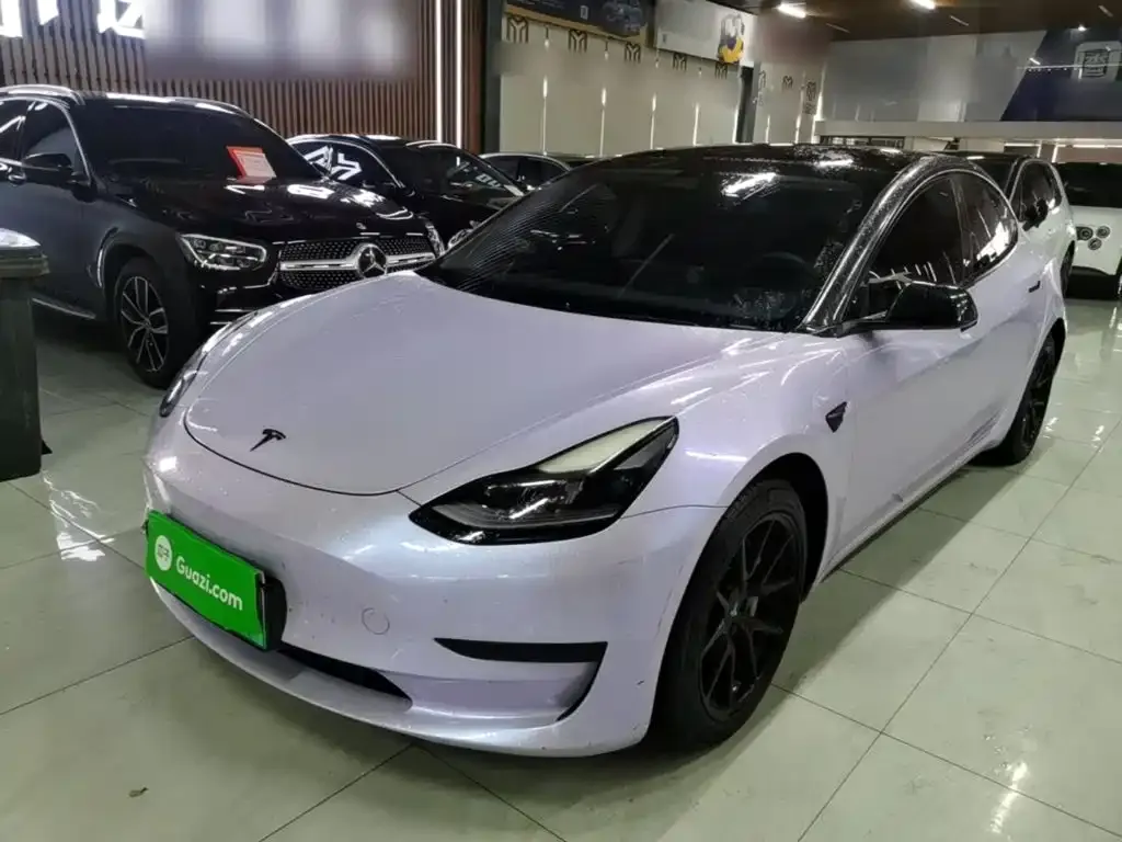 Tesla Model 3 — фото 7