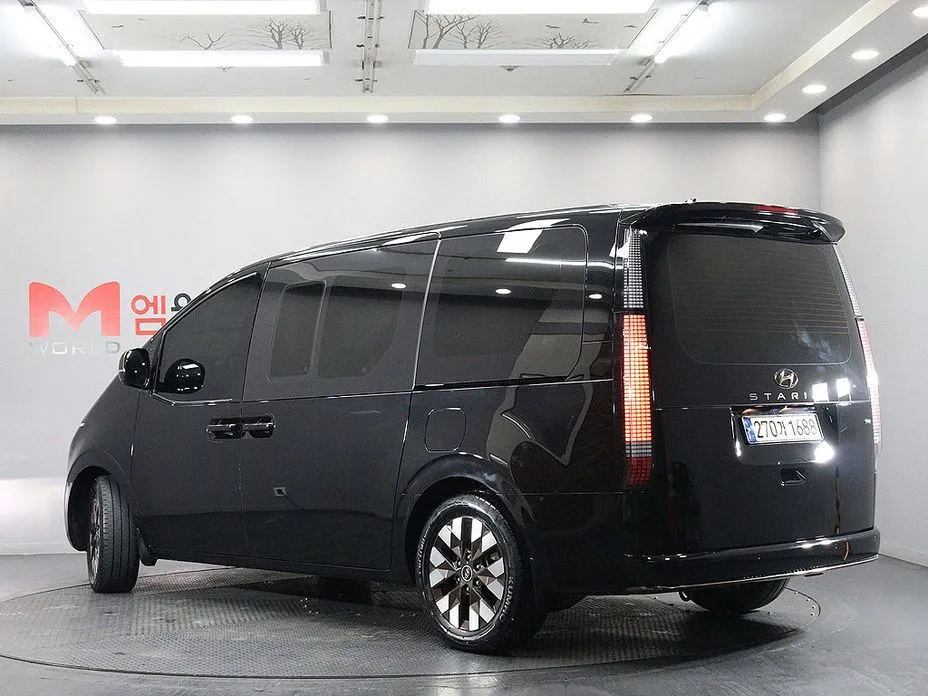 Hyundai Staria — фото 4