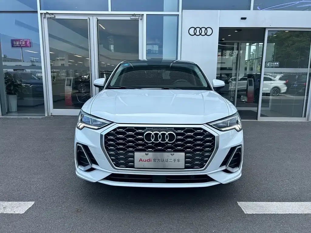 Audi Q3 Sportback — фото 5