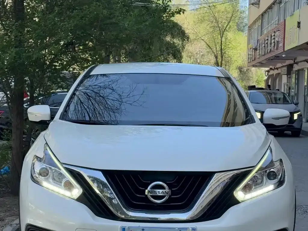 Nissan Murano — фото 2
